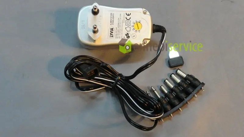 Alimentatore multitensione stabilizzato 6 attacchi 1500ma Ennebiservice