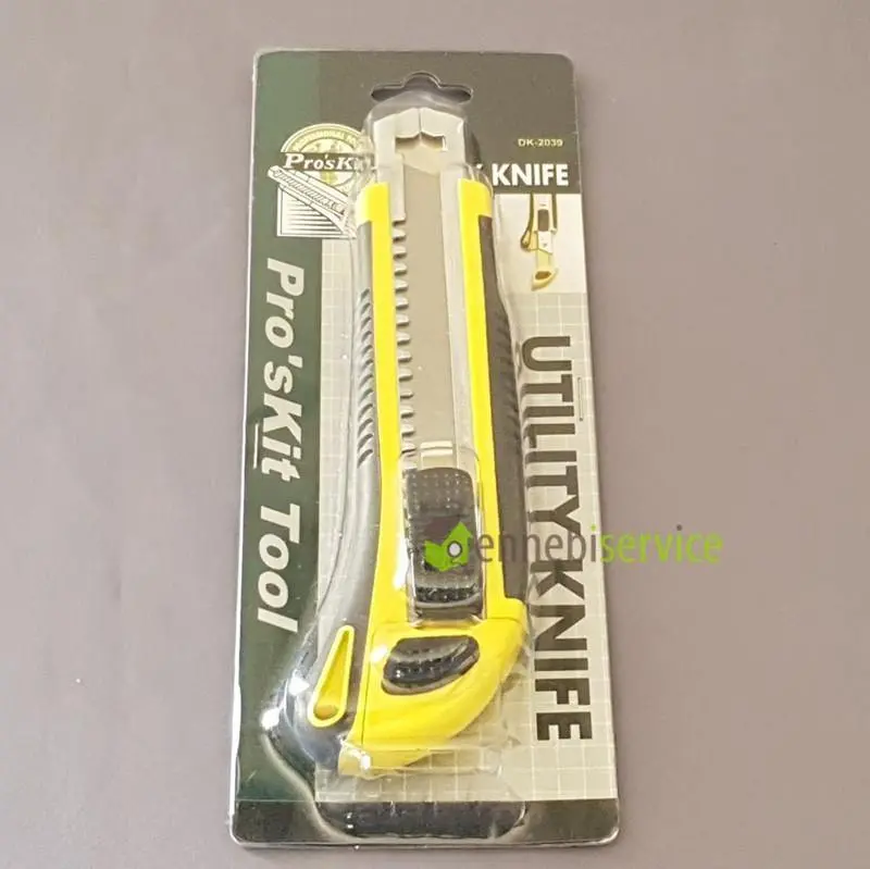 Taglierino multiuso 3 lame incluse Ennebiservice