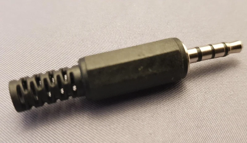 Jack spina 4 poli 3.5mm Ennebiservice
