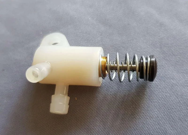Pompa per sega elettrica Black+Decker dcm565