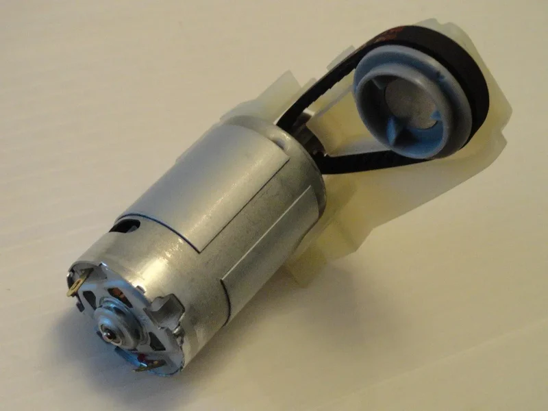 Motore e carter 18v per scopa Black+Decker svfv3250