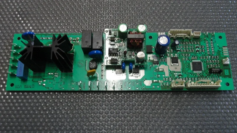 Scheda pcb potenza base sw8 230v primo tipo per caldaia 6 De Longhi 5213211901