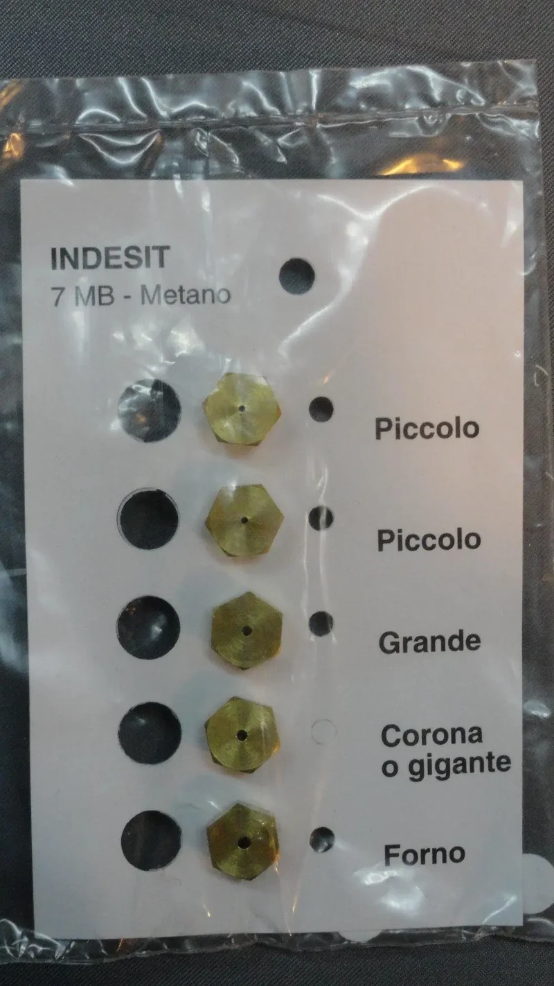 Set 5 ugelli 7mb gas metano piano cottura indesit Micromic